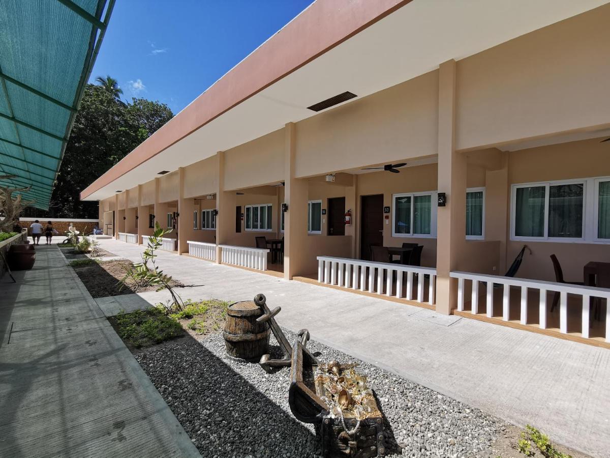 Port Royale Waterpark Resort Dumaguete City Exterior photo